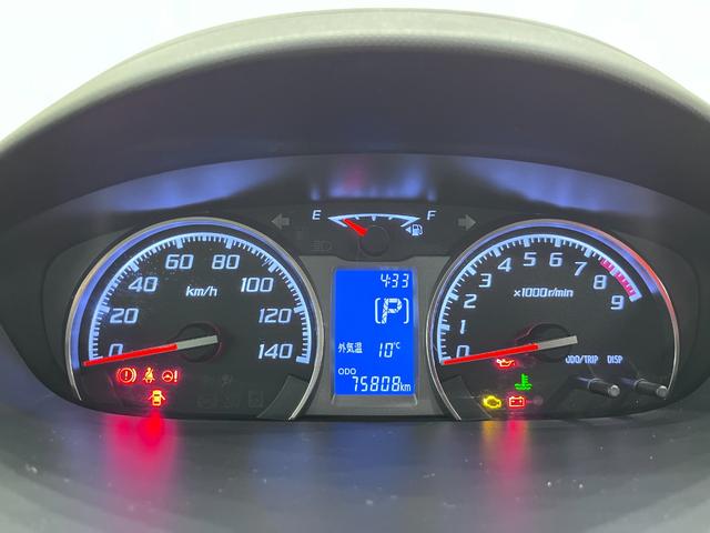 ムーヴカスタムＸキーフリー　アイドリングストップ　ＣＤチューナー　電動格納式ドアミラー　エアコン　パワーステアリング　パワーウィンドウ　運転席エアバッグ　ＡＢＳ　ティーゼットデオプラス（岡山県）の中古車