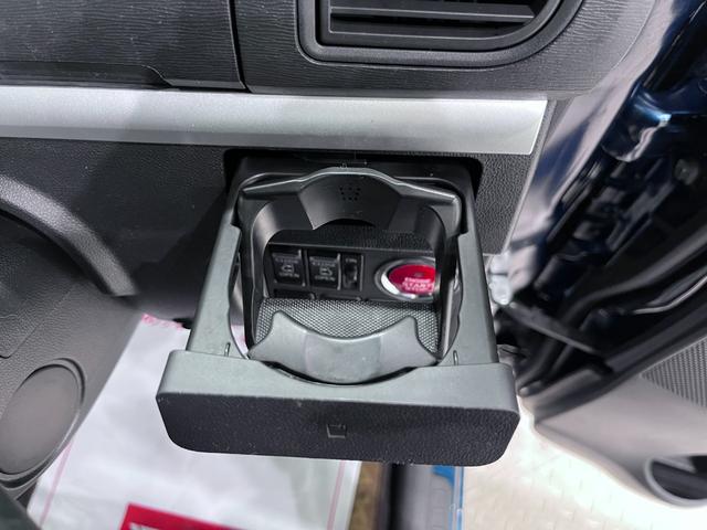 タントＸ　ＶＳ　ＳＡ３シートヒーター　両側パワースライドドア　オートライト　キーフリー　アイドリングストップ　ＵＳＢ入力端子　衝突被害軽減システム　レーンアシスト　オートマチックハイビーム　ティーゼットデオプラス（岡山県）の中古車