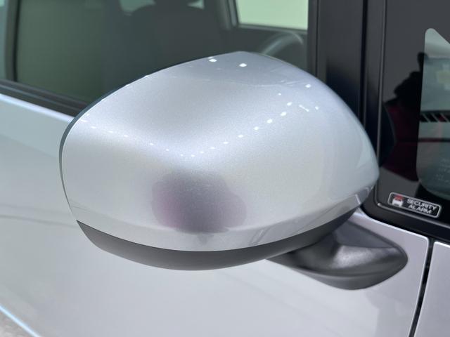 ムーヴＸリミテッド２　ＳＡ３シートヒーター　オートライト　キーフリー　アイドリングストップ　バックモニター　ナビ　ドライブレコーダー　ＵＳＢ入力端子　Ｂｌｕｅｔｏｏｔｈ　ティーゼットデオプラス（岡山県）の中古車