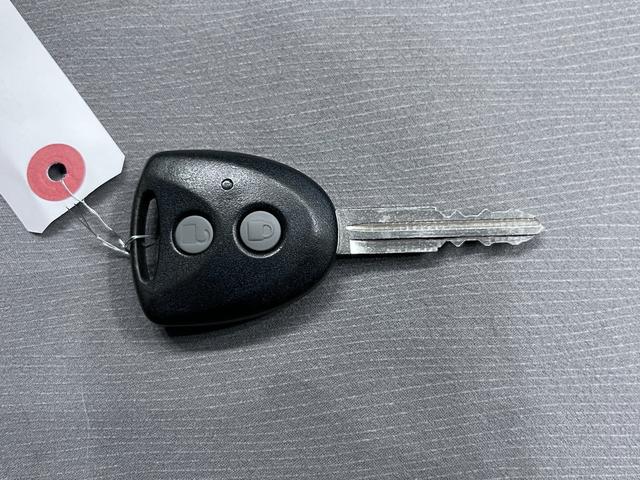 ムーヴコンテＬキーレスエントリー　アイドリングストップ　ＣＤチューナー　電動格納式ドアミラー　エアコン　パワーステアリング　パワーウィンドウ　運転席エアバッグ　ＡＢＳ　ティーゼットデオプラス（岡山県）の中古車