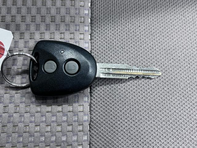 ミライースXキーレスエントリー アイドリングストップ CDチューナー 電動格納式ドアミラー エアコン パワーステアリング パワーウィンドウ 運転席エアバッグ ABS ティーゼットデオプラス(岡山県)の中古車