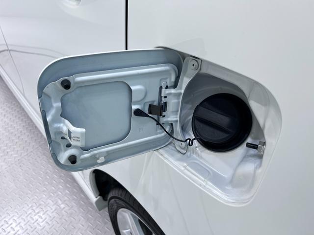 ムーヴカスタムＲＳオートライト　キーフリー　アイドリングストップ　ＣＤチューナー　電動格納式ドアミラー　エアコン　パワーステアリング　パワーウィンドウ　運転席エアバッグ　ＡＢＳ　ティーゼットデオプラス（岡山県）の中古車