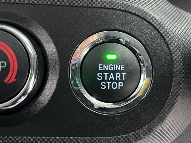 ロッキープレミアムＧバックモニター　９インチディスプレイオーディオ　ドライブレコーダー　シートヒーター　ＵＳＢ入力端子　Ｂｌｕｅｔｏｏｔｈ　オートライト　キーフリー　アイドリングストップ　ティーゼットデオプラス（岡山県）の中古車