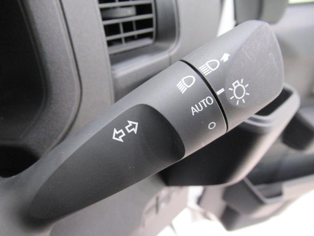 ハイゼットカーゴデラックスＡＭ／ＦＭラジオ　両側スライドドア　キーレスエントリー　アイドリングストップ　衝突被害軽減システム　レーンアシスト　オートマチックハイビーム　ティーゼットデオプラス（岡山県）の中古車