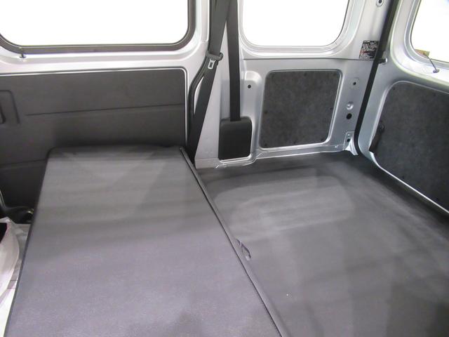 ハイゼットカーゴデラックスＡＭ／ＦＭラジオ　両側スライドドア　キーレスエントリー　アイドリングストップ　衝突被害軽減システム　レーンアシスト　オートマチックハイビーム　ティーゼットデオプラス（岡山県）の中古車