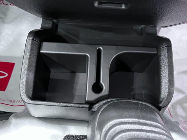 ハイゼットトラックスタンダードＭＴ５速　ＡＭ／ＦＭラジオ　オートライト　アイドリングストップ　衝突被害軽減システム　レーンアシスト　オートマチックハイビーム　ティーゼットデオプラス（岡山県）の中古車