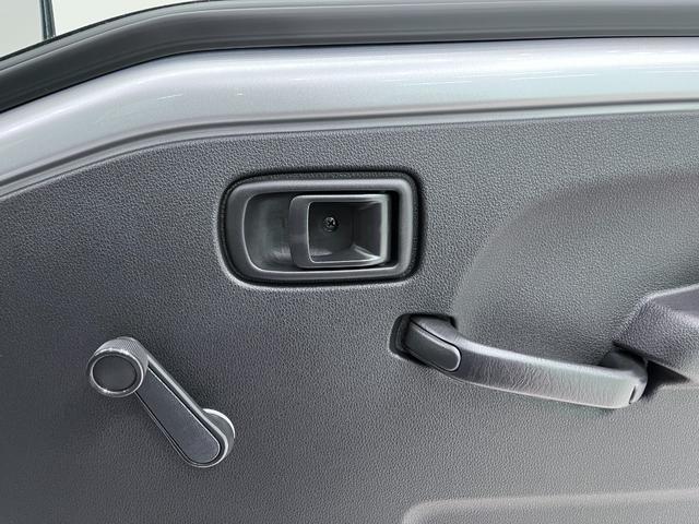 ハイゼットトラックスタンダードＭＴ５速　ＡＭ／ＦＭラジオ　オートライト　アイドリングストップ　衝突被害軽減システム　レーンアシスト　オートマチックハイビーム　ティーゼットデオプラス（岡山県）の中古車