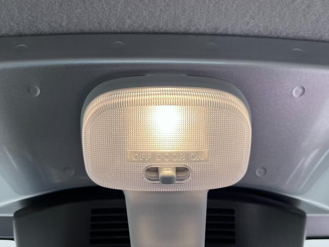 ハイゼットトラックスタンダードＭＴ５速　ＡＭ／ＦＭラジオ　オートライト　アイドリングストップ　衝突被害軽減システム　レーンアシスト　オートマチックハイビーム　ティーゼットデオプラス（岡山県）の中古車