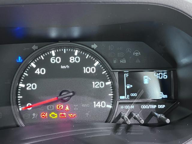 ハイゼットトラックスタンダードＭＴ５速　ＡＭ／ＦＭラジオ　オートライト　アイドリングストップ　衝突被害軽減システム　レーンアシスト　オートマチックハイビーム　ティーゼットデオプラス（岡山県）の中古車