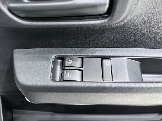 ハイゼットカーゴデラックス両側スライドドア　ＡＭ／ＦＭラジオ　キーレスエントリー　アイドリングストップ　衝突被害軽減システム　レーンアシスト　オートマチックハイビーム　ティーゼットデオプラス（岡山県）の中古車