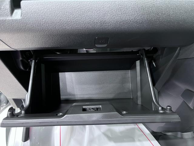 ハイゼットカーゴデラックス両側スライドドア　ＡＭ／ＦＭラジオ　キーレスエントリー　アイドリングストップ　衝突被害軽減システム　レーンアシスト　オートマチックハイビーム　ティーゼットデオプラス（岡山県）の中古車