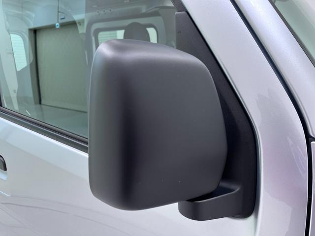 ハイゼットカーゴデラックス両側スライドドア　ＡＭ／ＦＭラジオ　キーレスエントリー　アイドリングストップ　衝突被害軽減システム　レーンアシスト　オートマチックハイビーム　ティーゼットデオプラス（岡山県）の中古車