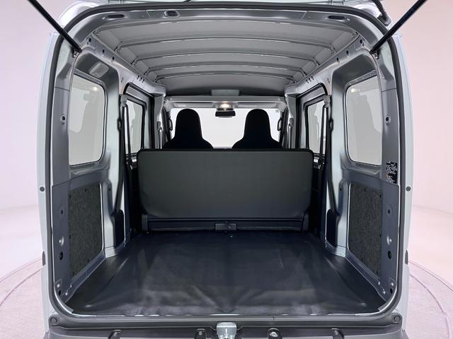 ハイゼットカーゴデラックス両側スライドドア　ＡＭ／ＦＭラジオ　キーレスエントリー　アイドリングストップ　衝突被害軽減システム　レーンアシスト　オートマチックハイビーム　ティーゼットデオプラス（岡山県）の中古車