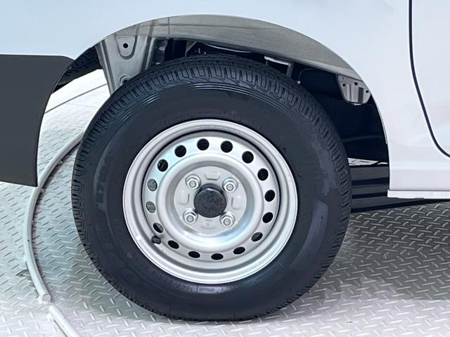 ハイゼットカーゴデラックス両側スライドドア　ＡＭ／ＦＭラジオ　キーレスエントリー　アイドリングストップ　衝突被害軽減システム　レーンアシスト　オートマチックハイビーム　ティーゼットデオプラス（岡山県）の中古車