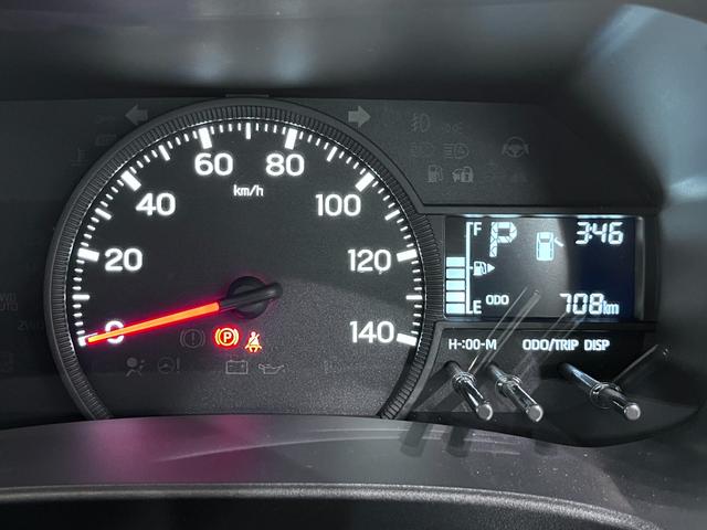 ハイゼットカーゴデラックス両側スライドドア　ＡＭ／ＦＭラジオ　キーレスエントリー　アイドリングストップ　衝突被害軽減システム　レーンアシスト　オートマチックハイビーム　ティーゼットデオプラス（岡山県）の中古車