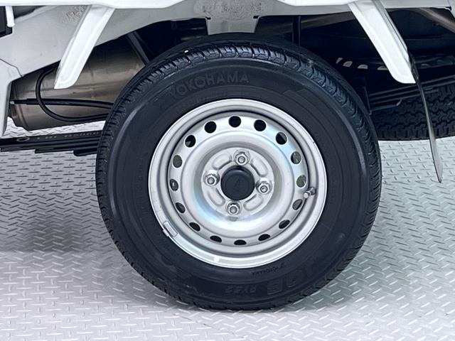 ハイゼットトラックスタンダード農用スペシャル　ＳＡ３ｔ４ＷＤ　ＭＴ５速　ＬＥＤヘッドランプ　ＡＭ／ＦＭラジオ　荷台作業灯　衝突被害軽減システム　レーンアシスト　ティーゼットデオプラス（岡山県）の中古車