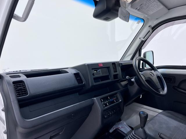 ハイゼットトラックスタンダード農用スペシャル　ＳＡ３ｔ４ＷＤ　ＭＴ５速　ＬＥＤヘッドランプ　ＡＭ／ＦＭラジオ　荷台作業灯　衝突被害軽減システム　レーンアシスト　ティーゼットデオプラス（岡山県）の中古車