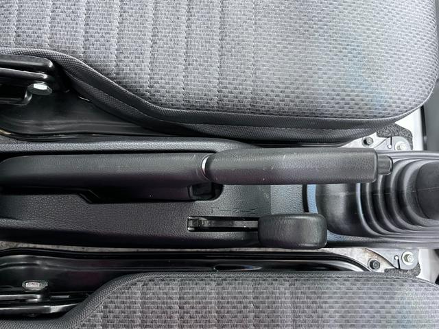 ハイゼットトラックスタンダード農用スペシャル　ＳＡ３ｔ４ＷＤ　ＭＴ５速　ＬＥＤヘッドランプ　ＡＭ／ＦＭラジオ　荷台作業灯　衝突被害軽減システム　レーンアシスト　ティーゼットデオプラス（岡山県）の中古車