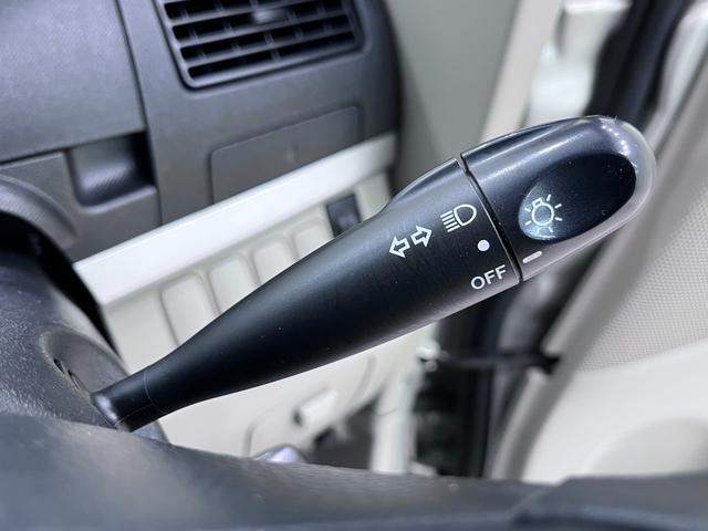 ムーヴXスペシャルキーレスエントリー CDチューナー 電動格納式ドアミラー エアコン パワーステアリング パワーウィンドウ 運転席エアバッグ ABS ティーゼットデオプラス(岡山県)の中古車