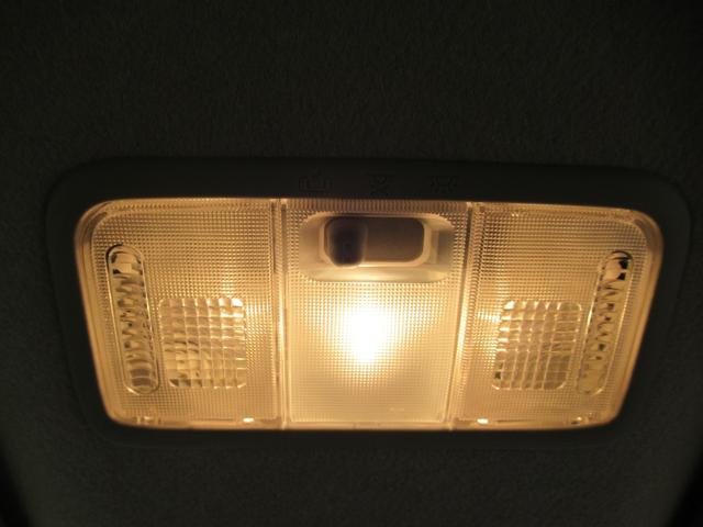 タントカスタムＲＳトップエディション　ＳＡ両側パワースライドドア　オートライト　キーフリー　アイドリングストップ　電動格納式ドアミラー　衝突被害軽減システム　エアコン　パワーステアリング　パワーウィンドウ　運転席エアバッグ　ＡＢＳ（岡山県）の中古車