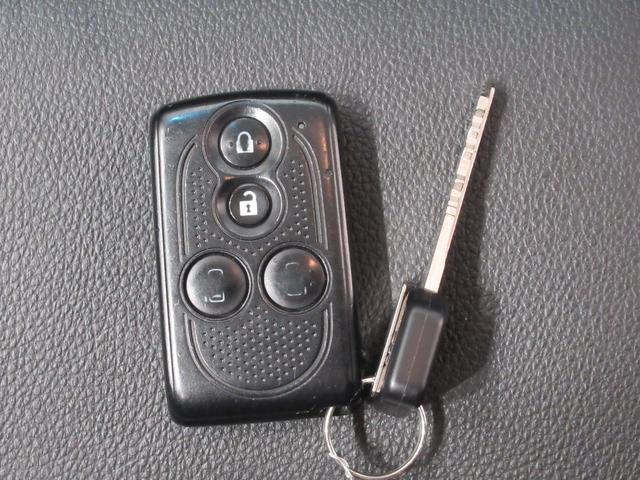 タントカスタムＲＳトップエディション　ＳＡ両側パワースライドドア　オートライト　キーフリー　アイドリングストップ　電動格納式ドアミラー　衝突被害軽減システム　エアコン　パワーステアリング　パワーウィンドウ　運転席エアバッグ　ＡＢＳ（岡山県）の中古車