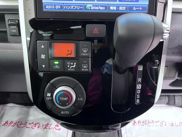 タントカスタムＸトップエディション　ＳＡ３シートヒーター　左側パワースライドドア　オートライト　キーフリー　アイドリングストップ　ＵＳＢ入力端子　電動格納式ドアミラー　衝突被害軽減システム　レーンアシスト　オートマチックハイビーム（岡山県）の中古車