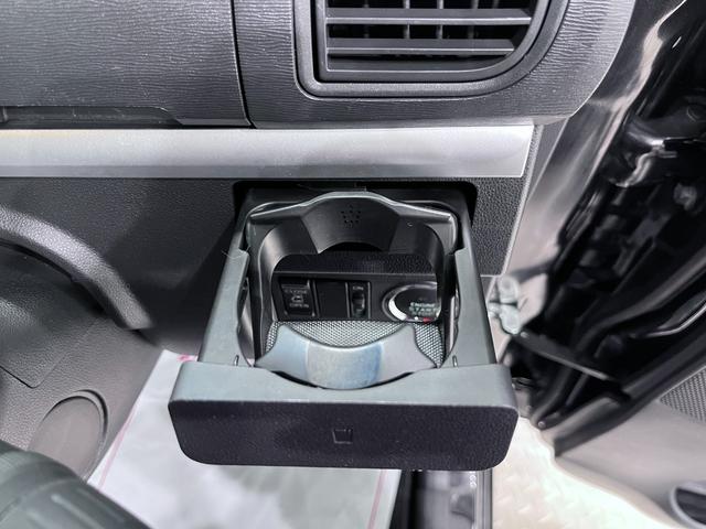 タントカスタムＸトップエディション　ＳＡ３シートヒーター　左側パワースライドドア　オートライト　キーフリー　アイドリングストップ　ＵＳＢ入力端子　電動格納式ドアミラー　衝突被害軽減システム　レーンアシスト　オートマチックハイビーム（岡山県）の中古車