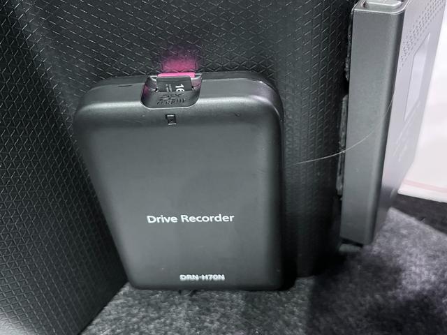 タントＸセレクション左側パワースライドドア　オートライト　キーフリー　アイドリングストップ　バックモニター　ナビ　ドライブレコーダー　ＵＳＢ入力端子　Ｂｌｕｅｔｏｏｔｈ　ティーゼットデオプラス（岡山県）の中古車