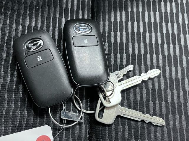 ハイゼットトラックジャンボエクストラLEDヘッドランプ 4WD 荷台作業灯 電動格納式ドアミラー オートライト キーフリー アイドリングストップ バックモニター ディスプレイオーディオ ドライブレコーダー ティーゼットデオプラス(岡山県)の中古車