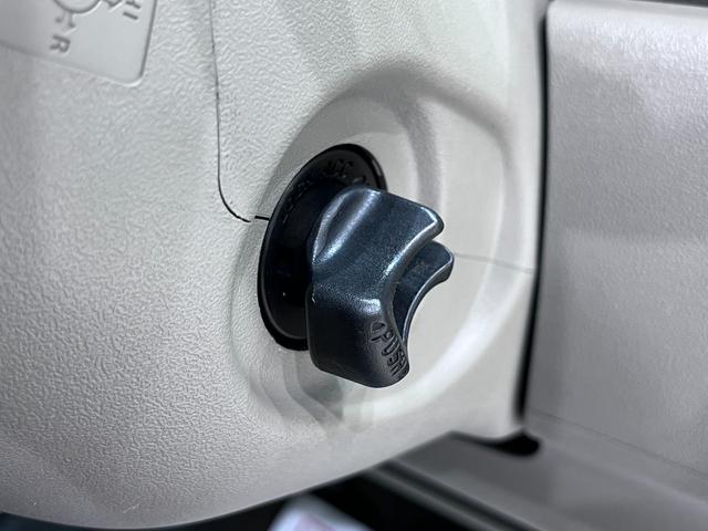 タントＸ左側パワースライドドア　キーフリー　ＣＤチューナー　電動格納式ドアミラー　エアコン　パワーステアリング　パワーウィンドウ　運転席エアバッグ　ＡＢＳ　ティーゼットデオプラス（岡山県）の中古車