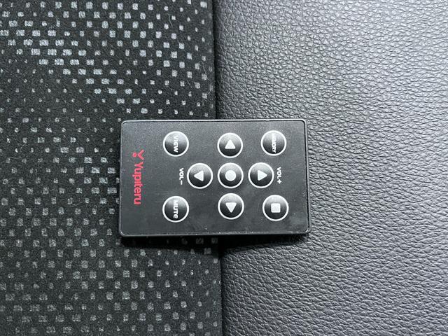 タントカスタムＲＳトップエディション　ＳＡ３シートヒーター　両側パワースライドドア　オートライト　キーフリー　アイドリングストップ　ＵＳＢ入力端子　衝突被害軽減システム　レーンアシスト　オートマチックハイビーム　ティーゼットデオプラス（岡山県）の中古車