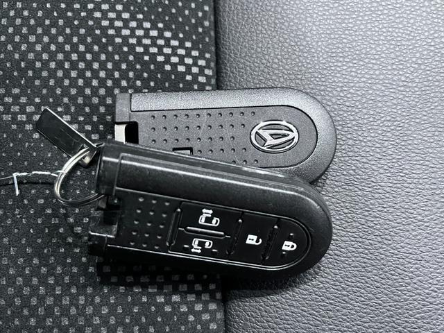 タントカスタムＲＳトップエディション　ＳＡ３シートヒーター　両側パワースライドドア　オートライト　キーフリー　アイドリングストップ　ＵＳＢ入力端子　衝突被害軽減システム　レーンアシスト　オートマチックハイビーム　ティーゼットデオプラス（岡山県）の中古車