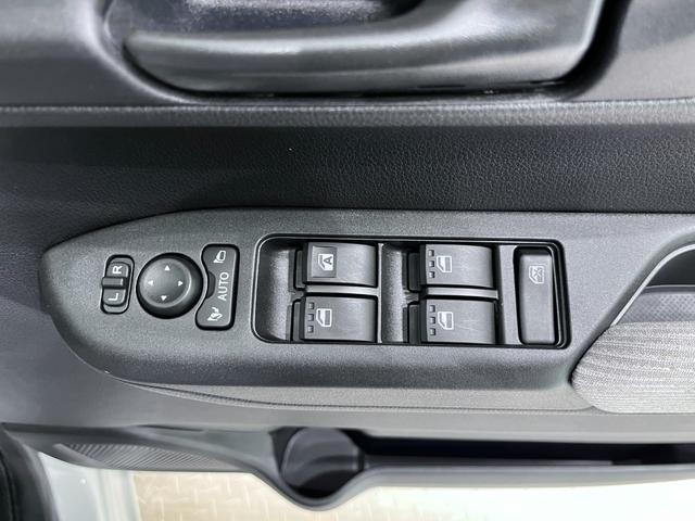 ムーヴＸパノラマモニター　１０インチナビ　ドライブレコーダー　左側パワースライドドア　ＵＳＢ入力端子　Ｂｌｕｅｔｏｏｔｈ　オートライト　キーフリー　アイドリングストップ　ティーゼットデオプラス（岡山県）の中古車