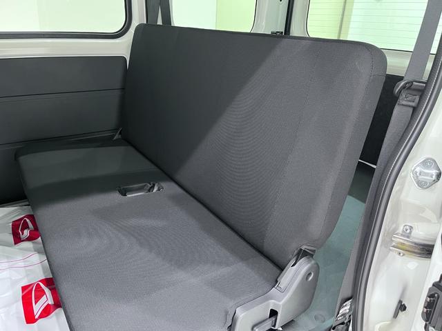 ハイゼットカーゴデラックスAM/FMラジオ 両側スライドドア オートライト キーレスエントリー アイドリングストップ 衝突被害軽減システム レーンアシスト オートマチックハイビーム ティーゼットデオプラス(岡山県)の中古車