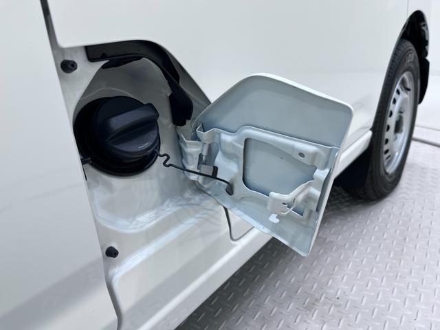 ハイゼットカーゴデラックスAM/FMラジオ 両側スライドドア オートライト キーレスエントリー アイドリングストップ 衝突被害軽減システム レーンアシスト オートマチックハイビーム ティーゼットデオプラス(岡山県)の中古車