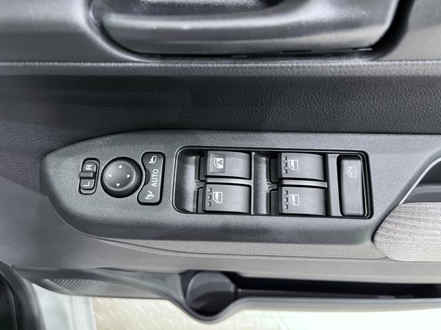 ムーヴＸパノラマモニター　１０インチナビ　ドライブレコーダー　左側パワースライドドア　ＵＳＢ入力端子　Ｂｌｕｅｔｏｏｔｈ　オートライト　キーフリー　アイドリングストップ　ティーゼットデオプラス（岡山県）の中古車