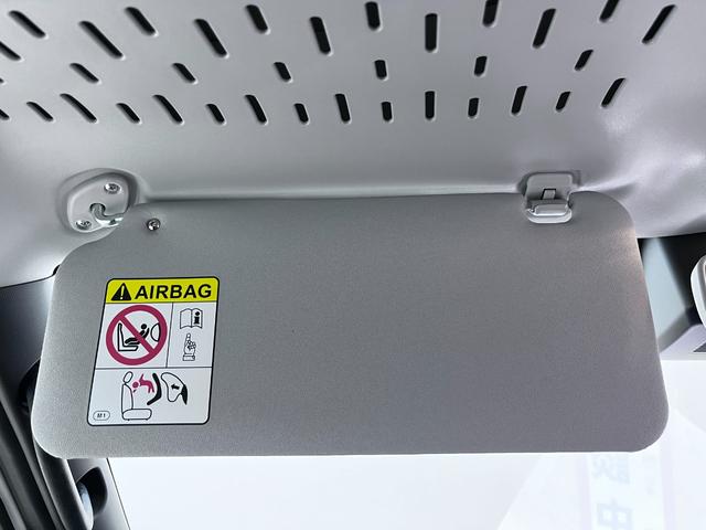 ハイゼットカーゴデラックス４ＷＤ　ＡＭ／ＦＭラジオ　両側スライドドア　オートライト　キーレスエントリー　アイドリングストップ　衝突被害軽減システム　レーンアシスト　オートマチックハイビーム　ティーゼットデオプラス（岡山県）の中古車