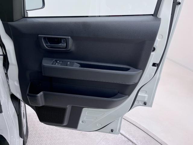 ハイゼットカーゴデラックス４ＷＤ　ＡＭ／ＦＭラジオ　両側スライドドア　オートライト　キーレスエントリー　アイドリングストップ　衝突被害軽減システム　レーンアシスト　オートマチックハイビーム　ティーゼットデオプラス（岡山県）の中古車