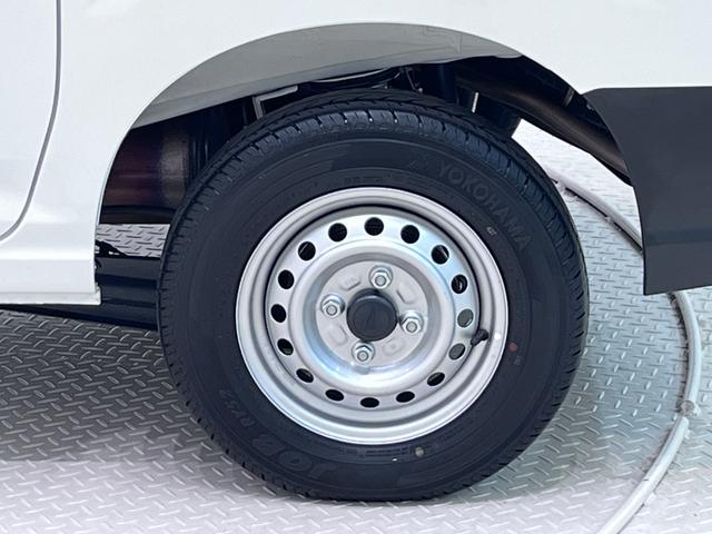 ハイゼットカーゴデラックス４ＷＤ　ＡＭ／ＦＭラジオ　両側スライドドア　オートライト　キーレスエントリー　アイドリングストップ　衝突被害軽減システム　レーンアシスト　オートマチックハイビーム　ティーゼットデオプラス（岡山県）の中古車