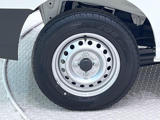 ハイゼットカーゴデラックス４ＷＤ　ＡＭ／ＦＭラジオ　両側スライドドア　オートライト　キーレスエントリー　アイドリングストップ　衝突被害軽減システム　レーンアシスト　オートマチックハイビーム　ティーゼットデオプラス（岡山県）の中古車