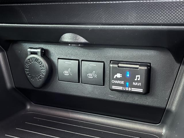 ロッキーＧシートヒーター　オートライト　キーフリー　アイドリングストップ　バックモニター　ナビ　ドライブレコーダー　ＵＳＢ入力端子　Ｂｌｕｅｔｏｏｔｈ　ティーゼットデオプラス（岡山県）の中古車