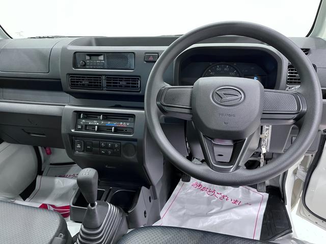ハイゼットトラックスタンダード４ＷＤ　ＭＴ５速　ＡＭ／ＦＭラジオ　オートライト　アイドリングストップ　衝突被害軽減システム　レーンアシスト　オートマチックハイビーム　ティーゼットデオプラス（岡山県）の中古車