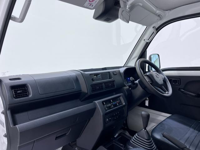 ハイゼットトラックスタンダード４ＷＤ　ＭＴ５速　ＡＭ／ＦＭラジオ　オートライト　アイドリングストップ　衝突被害軽減システム　レーンアシスト　オートマチックハイビーム　ティーゼットデオプラス（岡山県）の中古車