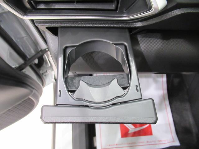 ロッキープレミアムＧ　ＨＥＶ７インチナビ　シートヒーター　ＵＳＢ入力端子　Ｂｌｕｅｔｏｏｔｈ　オートライト　キーフリー　衝突被害軽減システム　レーンアシスト　オートマチックハイビーム　ティーゼットデオプラス（岡山県）の中古車