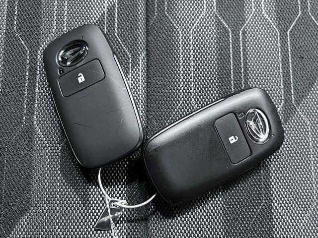 タフトGターボ ダーククロムベンチャーパノラマモニター 7インチナビ ドライブレコーダー シートヒーター USB入力端子 Bluetooth オートライト キーフリー アイドリングストップ 電動パーキングブレーキ ティーゼットデオプラス(岡山県)の中古車