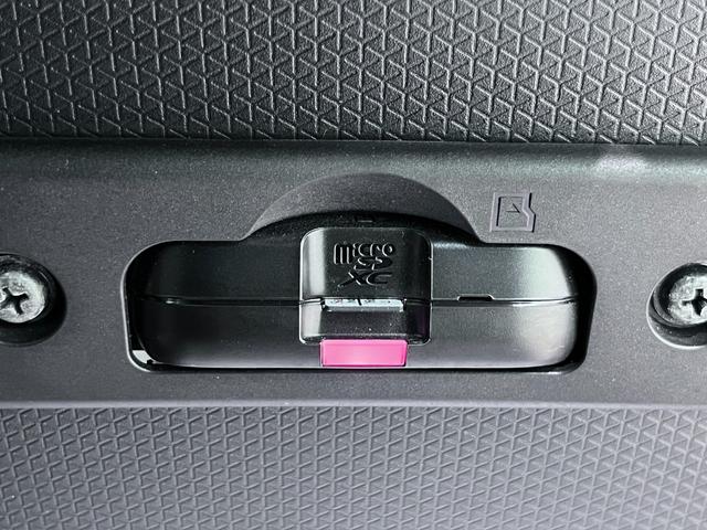 タントＸシートヒーター　左側パワースライドドア　オートライト　キーフリー　アイドリングストップ　バックモニター　ナビ　ドライブレコーダー　ＵＳＢ入力端子　Ｂｌｕｅｔｏｏｔｈ　ティーゼットデオプラス（岡山県）の中古車