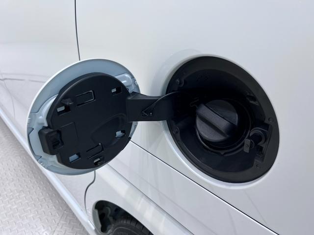 タントカスタムＸバックモニター　７インチナビ　ドライブレコーダー　両側パワースライドドア　シートヒーター　ＵＳＢ入力端子　Ｂｌｕｅｔｏｏｔｈ　オートライト　キーフリー　アイドリングストップ　ティーゼットデオプラス（岡山県）の中古車