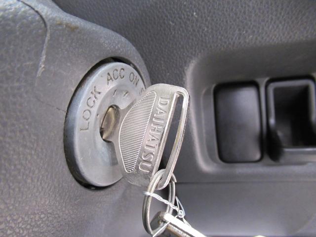 ハイゼットトラックエアコン・パワステ　スペシャルＡＭ／ＦＭラジオ　エアコン　パワーステアリング　ティーゼットデオプラス（岡山県）の中古車