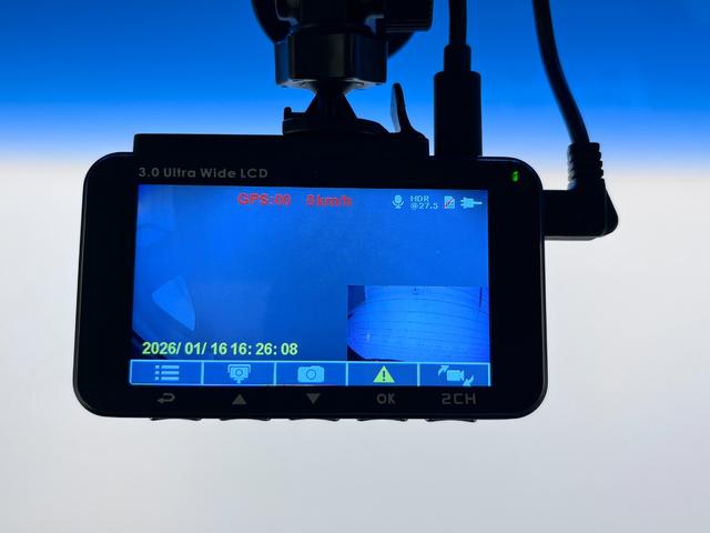 ムーヴカスタムＸ　ＳＡオートライト　キーフリー　アイドリングストップ　電動格納式ドアミラー　衝突被害軽減システム　エアコン　パワーステアリング　パワーウィンドウ　運転席エアバッグ　ＡＢＳ　ティーゼットデオプラス（岡山県）の中古車