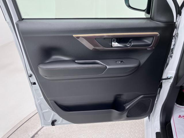 ムーヴＧパノラマモニター　１０インチナビ　ドライブレコーダー　左側パワースライドドア　ＵＳＢ入力端子　Ｂｌｕｅｔｏｏｔｈ　オートライト　キーフリー　アイドリングストップ　ティーゼットデオプラス（岡山県）の中古車